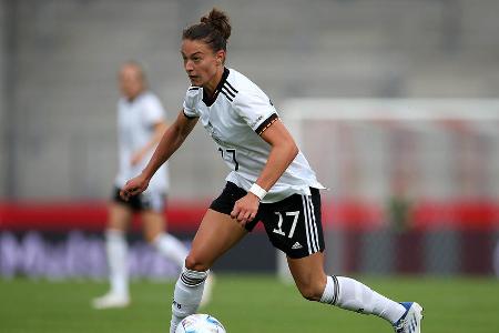 Felicitas Rauch (VfL Wolfsburg) - Note: 3,0 - Wirkte bei Angriffen über ihre Seite teilweise zu zögerlich und war deshalb in der deutschen Abwehr streckenweise ein Unsicherheitsfaktor. Dafür im Offensivspiel mit viel Mut. Hätte mit ihren Schüssen aus der zweiten Reihe mehrfach fast einen Treffer beigesteuert (10., 14.). Ihre Ausflüge nach vorne wurden später aber seltener.