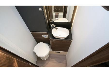 Adria Matrix MB Supreme 670 SL