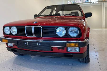 BMW 323i E30 260 km (1985)