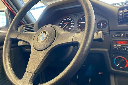 BMW 323i E30 260 km (1985)