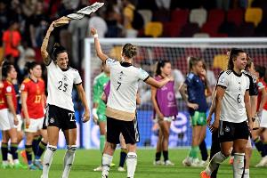 "EM-Zauber" wirkt: DFB-Frauen feiern Viertelfinaleinzug