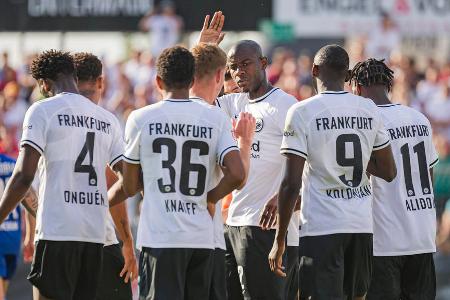 Eintracht Frankfurt - 90 €