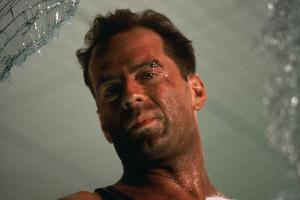 Bruce Willis kehrt auf legendäres "Stirb langsam"-Hochhaus zurück
