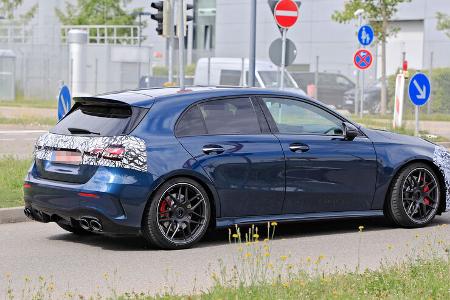 Erlkönig Mercedes-AMG A45