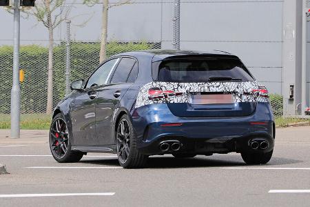 Erlkönig Mercedes-AMG A45