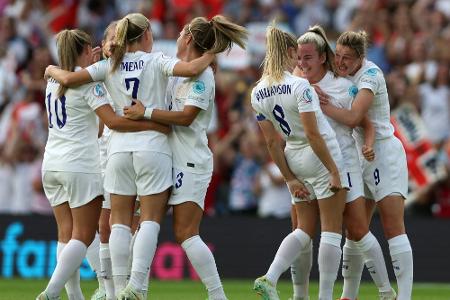 Gastgeber England vor EM-Viertelfinale voller Euphorie Gastgeber England vor EM-Viertelfinale voller Euphorie