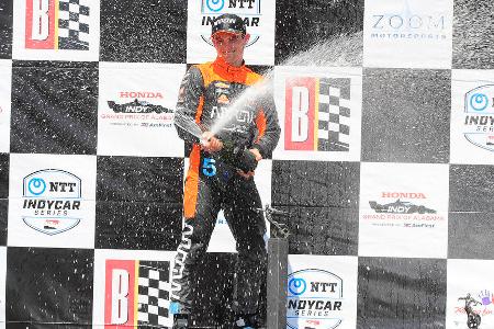 Außenseiter aus der IndyCar-Serie - Ein weiterer Fahrer, der mit einem Formel-1-Einstieg in Verbindung gebracht wird, ist IndyCar-Pilot Pato O'Ward. Der 23-jährige Mexikaner steht derzeit bei Arrow McLaren SP unter Vertrag. Damit wird er automatisch auch beim F1-Team von McLaren gehandelt. Seine Chancen scheinen aber gering zu sein.