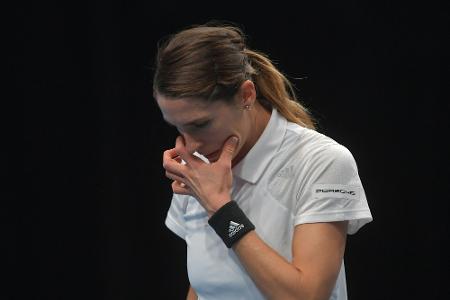 Petkovic muss verletzt aufgeben Petkovic muss verletzt aufgeben