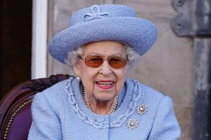 Sommerpause: Die Queen kühlt sich in Balmoral ab