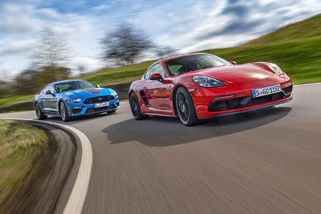 Ford Mustang Coupé V8 Mach 1, Porsche 718 Cayman GTS 4.0