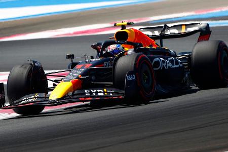 4. Platz: Sergio Pérez (Red Bull) - Note: 3,5 - Pérez hat drei Runden vor Schluss komplett geschlafen. Der Mexikaner verpasste den Moment, als das virtuelle Safety Car ausgeblendet wurde. Russell hinter ihm reagierte schneller und fuhr einfach vorbei. Damit war der Podestplatz weg.