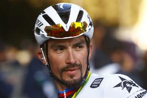 Nach Horrorsturz und Tour-Aus: Alaphilippe hat Corona