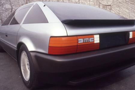 Delorean Alpha DMC-24