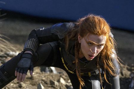 black widow scarlett Johansson