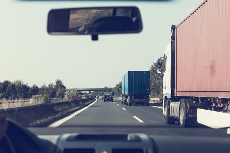 2/2019, LKW Autobahn