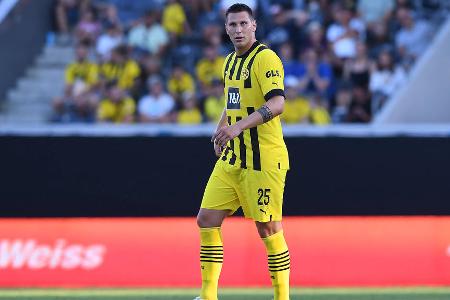 Niklas Süle (bis 45.) - Note: 3,0 - Löste seine Aufgaben in den Laufduellen anfangs mit großer Ruhe und wirkte auch am Ball abgeklärt. Ließ sich immerhin einmal von einem Steckpass der Löwen überraschen (13.). Durfte wegen der kurzen Vorbereitung schon zur Pause Feierabend machen, in den kommenden Wochen werden größere Herausforderungen auf ihn zukommen.