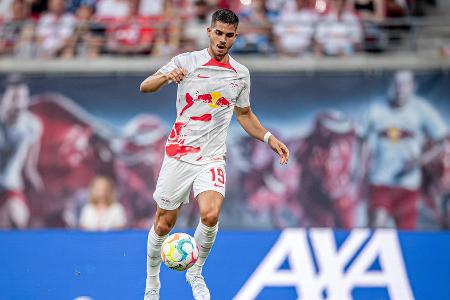 André Silva (ab 54.) - Note: 2,5 - Kam nach einer knappen Stunde als echter Mittelstürmer. Mit ihm wurde das Spiel der Sachsen deutlich besser. Setzte mit seinem Lattenkracher per Kopf direkt ein Zeichen (56.), verbuchte danach noch eine Möglichkeit (71.). Allein seine Präsens sorgte für Unruhe in der Bayern-Abwehr.