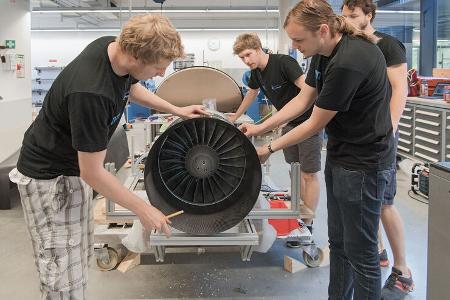 Hyperloop, TU München, WARR