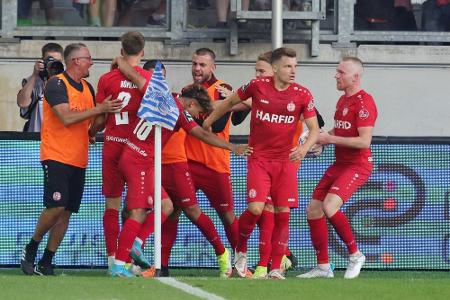 3. Liga: Essen erkämpft Punkt im Ruhrpott-Derby in Duisburg 3. Liga: Essen erkämpft Punkt im Ruhrpott-Derby in Duisburg