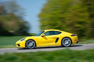 Porsche 718 Cayman