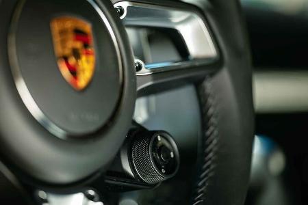 Porsche 718 Cayman