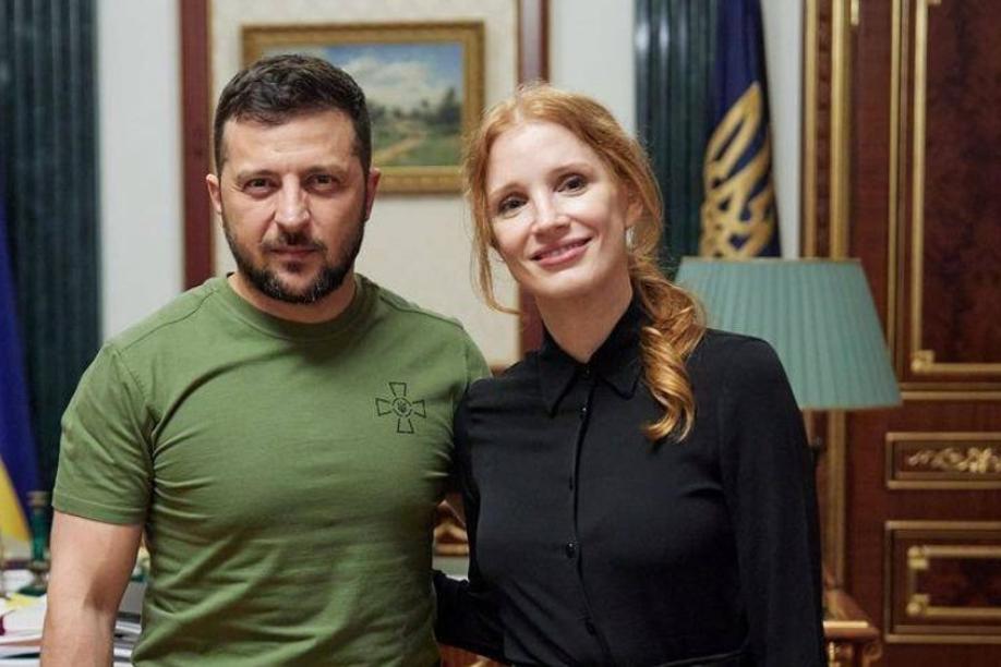 Oscarpreisträgerin Jessica Chastain zu Besuch in der Ukraine