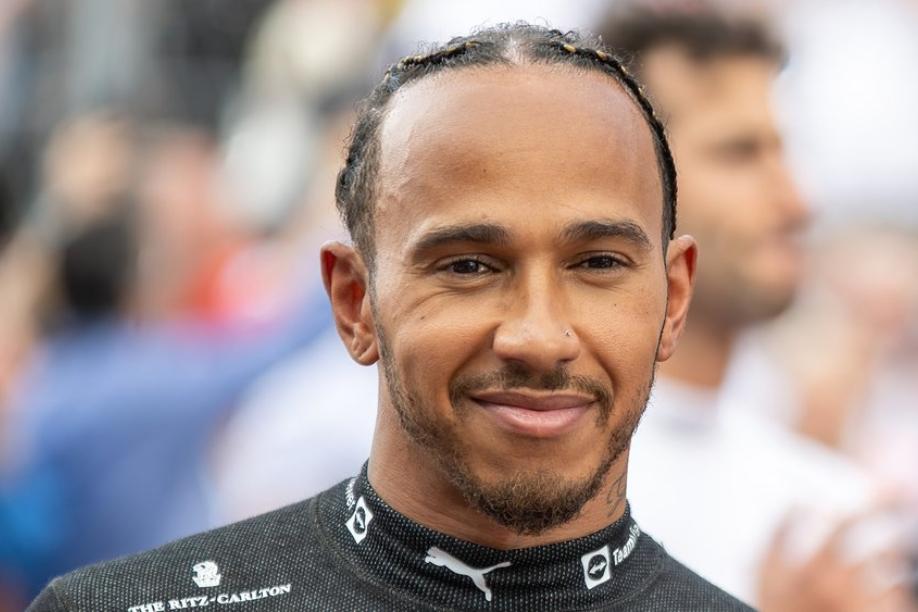 Lewis Hamilton: Der Formel-1-Star genießt seinen Urlaub in Afrika