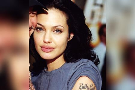 Cover-ups oder Laser: Diese Stars ließen ihre Tattoos verschwinden