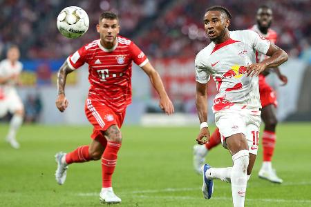 Wer wird Torschützenkönig? - Ausnahmsweise mal kein Mittelstürmer: Leipzigs Christopher Nkunku! Da mit Robert Lewandowski und Erling Haaland die zwei Top-Knipser die Liga verlassen haben, ist das Kandidatenfeld größer als in den Vorjahren. Bayerns Sadio Mané und Leverkusens Patrik Schick dürften weit vorne landen, den Titel sichert sich nach unserer Einschätzung aber Deutschlands Fußballer des Jahres Nkunku!