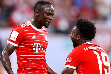Wer wird der Spieler der Saison? - Sadio Mané. Was der Senegalese in den vergangenen Jahren in Liverpool abgerissen hat, war pure Weltklasse. Den Stürmer für 'nur' 32 Millionen Euro bekommen zu haben, muss den Bayern-Verantwortlichen hoch angerechnet werden. Mané dürfte in Windeseile das neue Aushängeschild der Bundesliga werden!