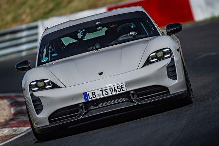 Porsche Tycan Turbo S Performance Kit Nürburgring Nordschleifen Rekordrunde 2022