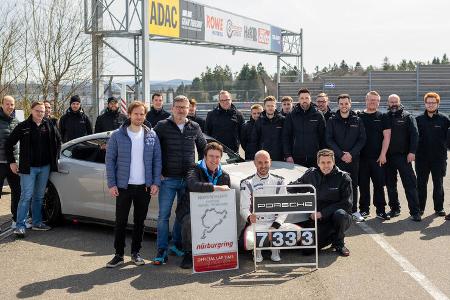 Porsche Tycan Turbo S Performance Kit Nürburgring Nordschleifen Rekordrunde 2022