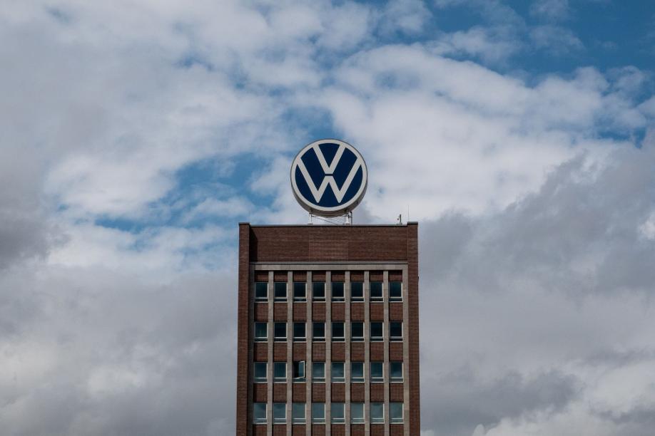 Der erste große Betrugsprozess zur Abgasaffäre bei Volkswagen wird vor dem Braunschweiger Landgericht verhandelt.