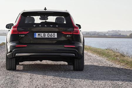 Volvo V60 S60 Cross Country Modelljahr 2023 Mopf