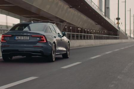 Volvo V60 S60 Cross Country Modelljahr 2023 Mopf