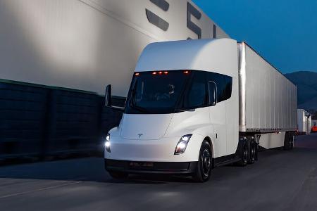 08/2022, Tesla Semi Elektro Lkw Lastwagen Sattelschlepper