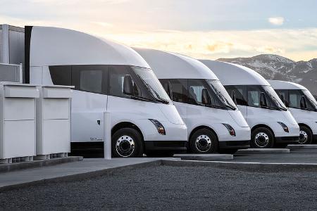 08/2022, Tesla Semi Elektro Lkw Lastwagen Sattelschlepper