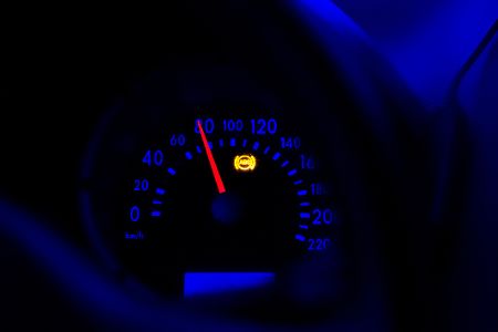 Das Lexikon der Auto-Begriffe A wie ABS, ACC und Automatikgetriebe Das Lexikon der Auto-Begriffe A wie ABS, ACC und Automatikgetriebe