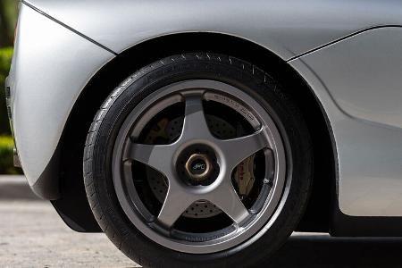 McLaren F1 (1989)