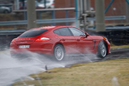 Porsche Panamera GTS, Heckansicht