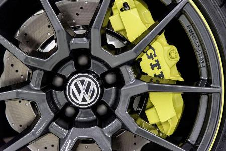 VW Golf GTI Dark Shine