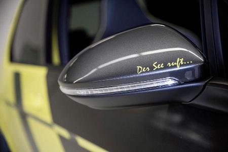 VW Golf GTI Dark Shine