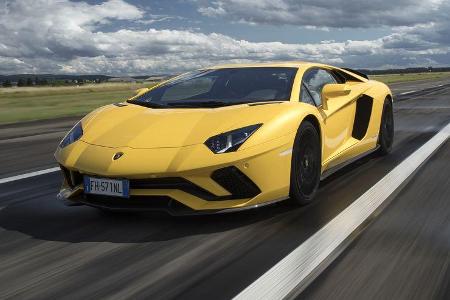 Lamborgini Aventador S, Front