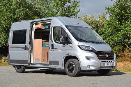 Neu auf Fiat ist der Dreamer Select D50 mit großem Heckbett, das als Liegewiese genutzt werden kann oder ganz ausgebaut werd...