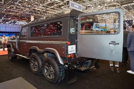 Kahn Design Flying Huntsman 6x6 Concept in Genf