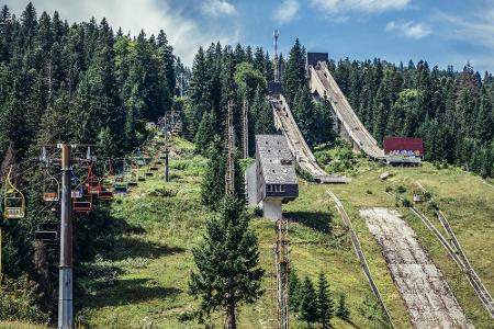 Die Olympischen Winterspiele 1984 wurden im jugoslawischen Sarajewo ausgetragen. Die damaligen Sportstätten sind bis heute e...