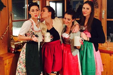 Zur Silvester-Party darf es auch mal etwas mehr sein, denn Lena und ihre Mädels entscheiden sich, im Dirndl und Maßkrug ins ...