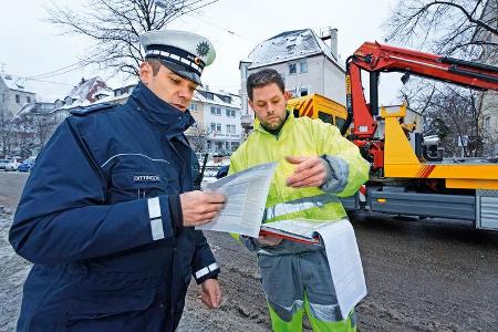 Abschleppwagen, Polizei
