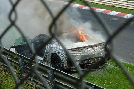 Erlkönig Honda NSX Feuer