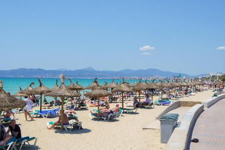 848 Jugendliche auf Mallorca infiziert Corona